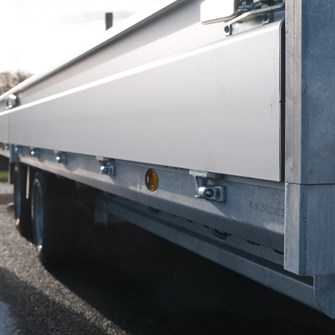 Med mange robuste detaljer